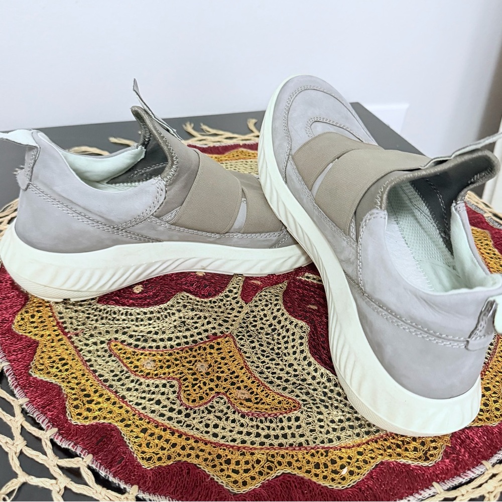 ECCO Danish Design Slip on Sneakers